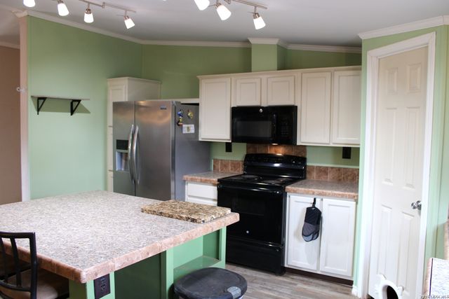 3554 Fm 1332, Jourdanton, TX 78026