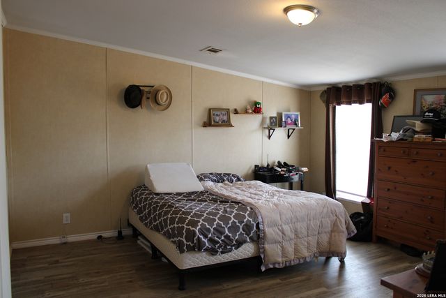 3554 Fm 1332, Jourdanton, TX 78026