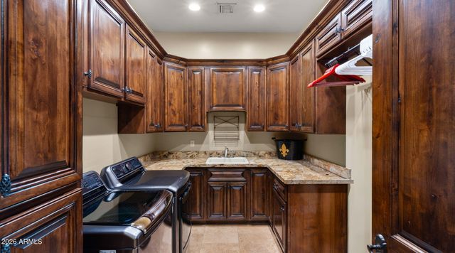 9151 N FIRERIDGE Trail, Fountain Hills, AZ 85268