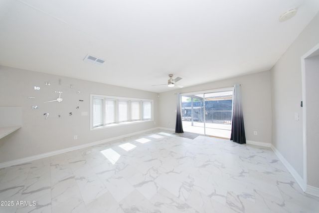 2317 W DANBURY Road, Phoenix, AZ 85023