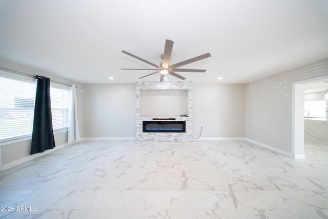 2317 W DANBURY Road, Phoenix, AZ 85023