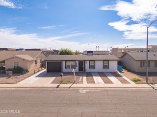 2317 W DANBURY Road, Phoenix, AZ 85023