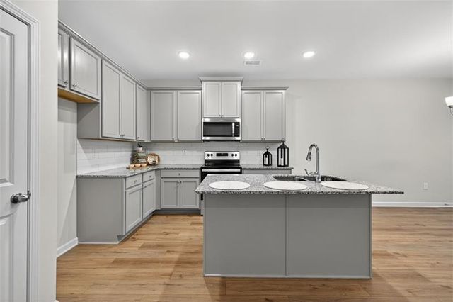 228 Buckingham Lane, Hoschton, GA 30548