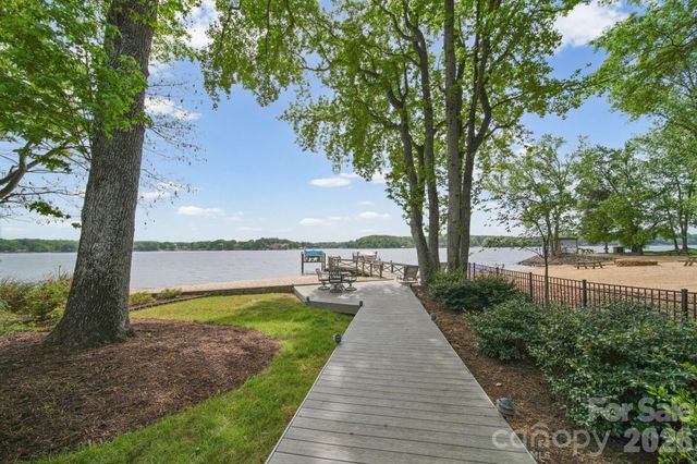 14 King Haigler Chase Court, Clover, SC 29710