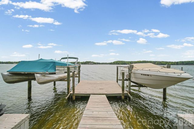 14 King Haigler Chase Court, Clover, SC 29710