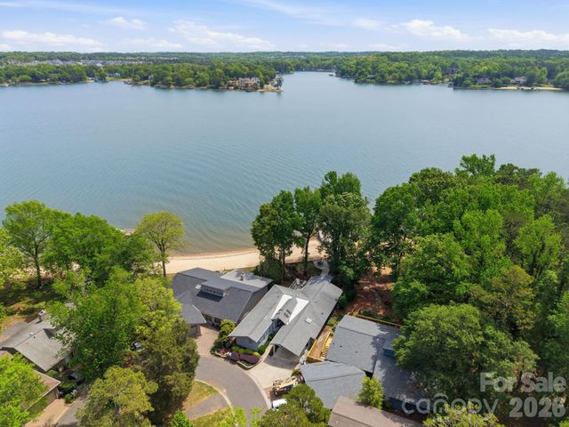 14 King Haigler Chase Court, Clover, SC 29710