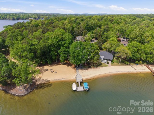 14 King Haigler Chase Court, Clover, SC 29710
