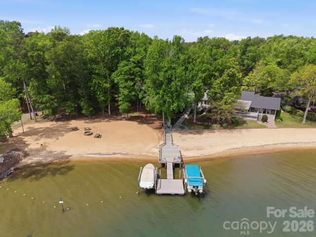 14 King Haigler Chase Court, Clover, SC 29710