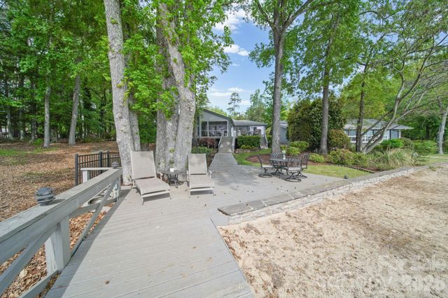 14 King Haigler Chase Court, Clover, SC 29710