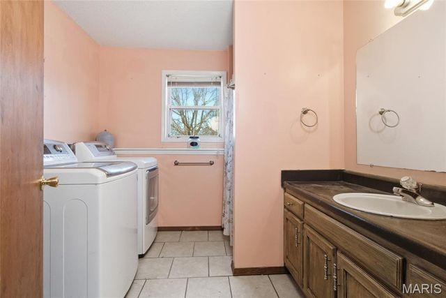 20440 Sweetwater Road, Waynesville, MO 65583