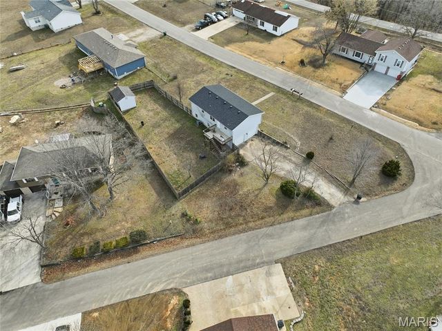 20440 Sweetwater Road, Waynesville, MO 65583