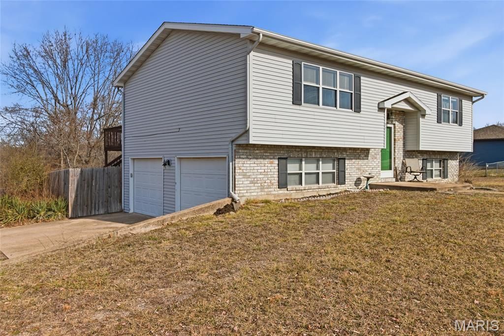 20440 Sweetwater Road, Waynesville, MO 65583
