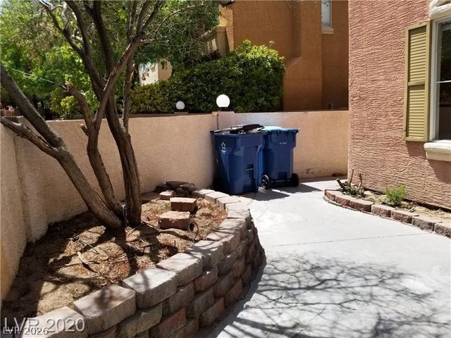9937 La Paca Avenue, Las Vegas, NV 89117