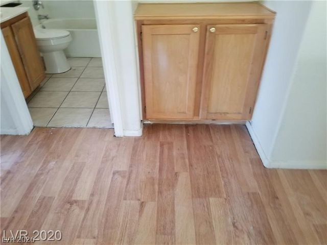 9937 La Paca Avenue, Las Vegas, NV 89117