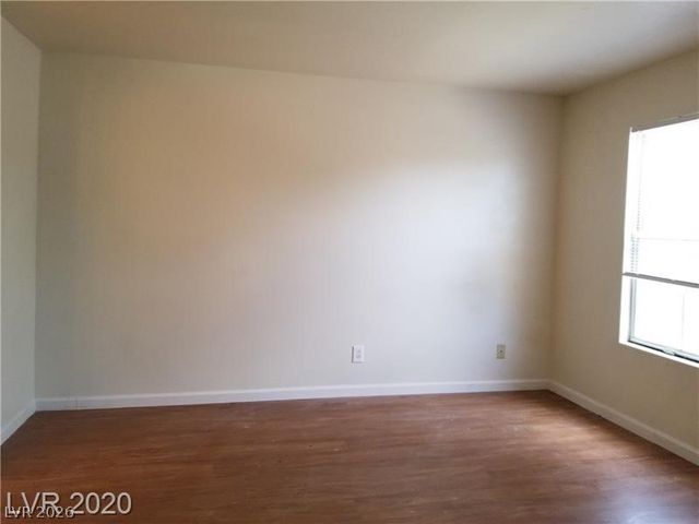 9937 La Paca Avenue, Las Vegas, NV 89117