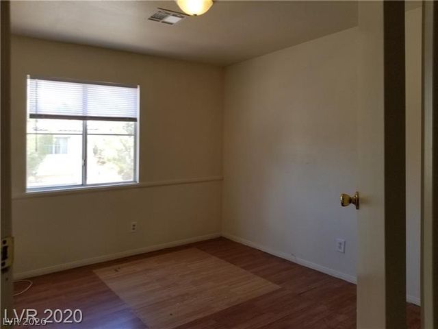 9937 La Paca Avenue, Las Vegas, NV 89117