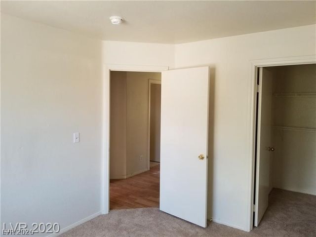 9937 La Paca Avenue, Las Vegas, NV 89117