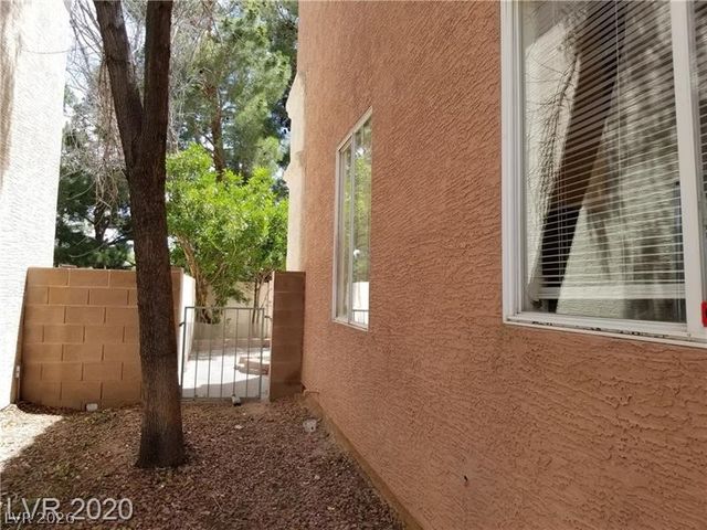 9937 La Paca Avenue, Las Vegas, NV 89117