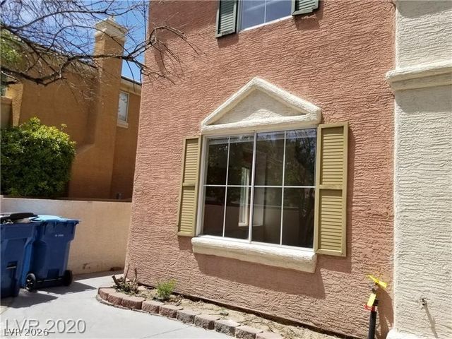9937 La Paca Avenue, Las Vegas, NV 89117