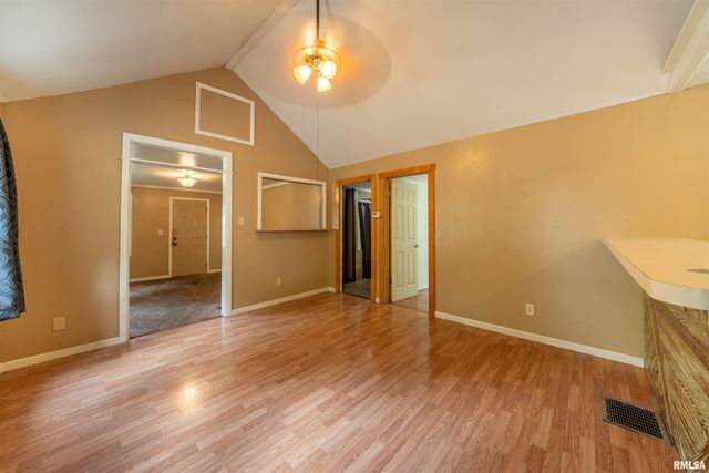 4625A N GALENA Road, Peoria Heights, IL 61616