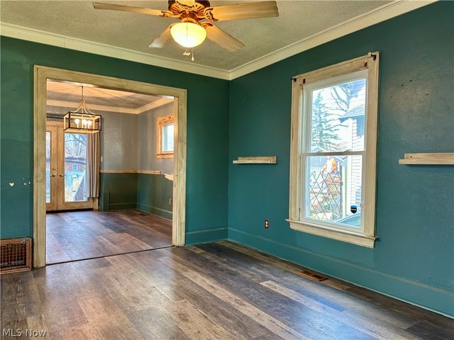1421 Ohio Avenue, Ashtabula, OH 44004