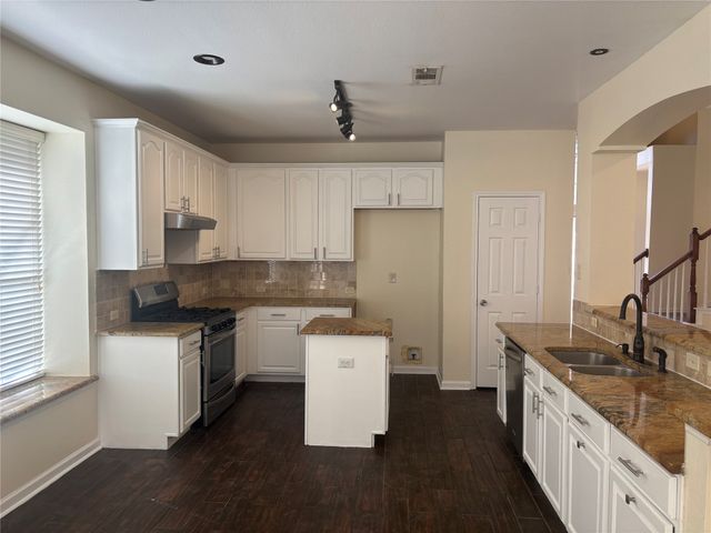 2017 Caitlin Drive, Lewisville, TX 75067