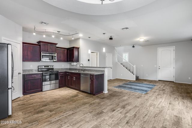 2035 E HEARTWOOD Lane, Phoenix, AZ 85022