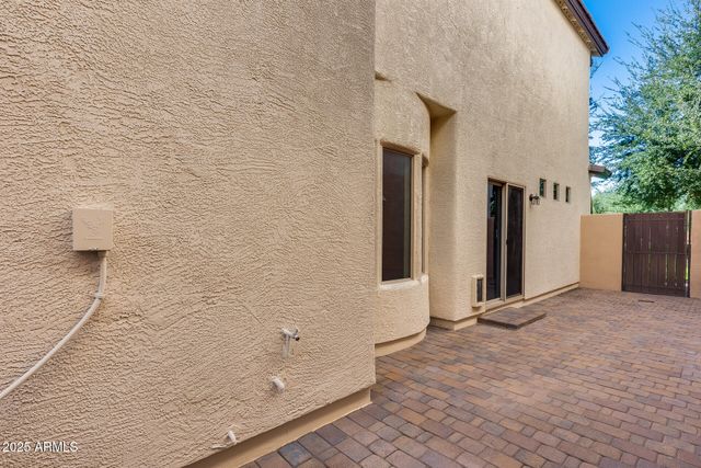 2035 E HEARTWOOD Lane, Phoenix, AZ 85022