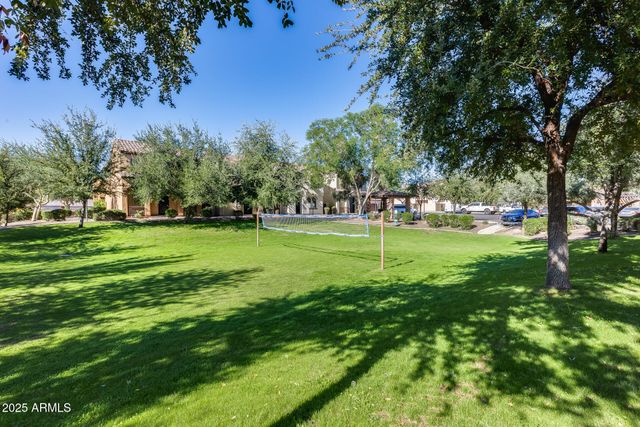 2035 E HEARTWOOD Lane, Phoenix, AZ 85022