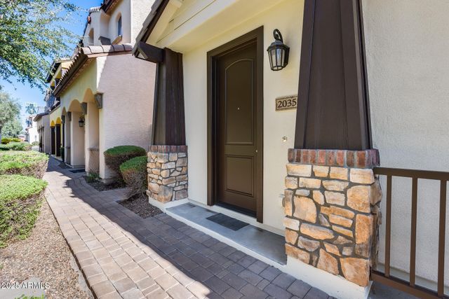 2035 E HEARTWOOD Lane, Phoenix, AZ 85022