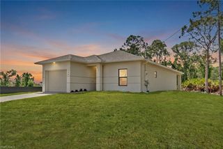 726 Newhall ST E, Lehigh Acres, FL 33974