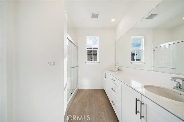 3560 S Eichler Paseo, Ontario, CA 91761