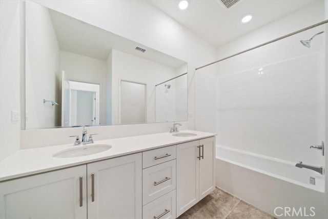 3560 S Eichler Paseo, Ontario, CA 91761