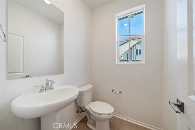 3560 S Eichler Paseo, Ontario, CA 91761