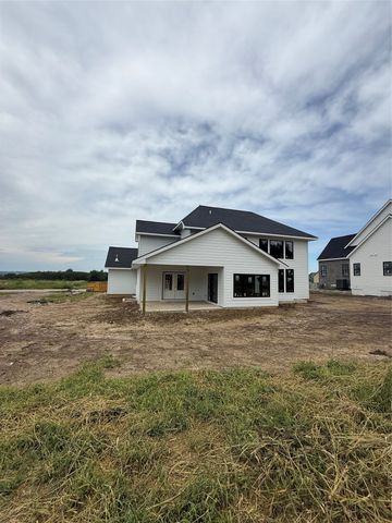 1472 S 81st Street, West Des Moines, IA 50266