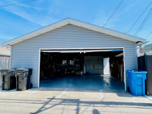 5410 S Harding Avenue, Chicago, IL 60632