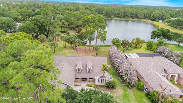 255 Brightwater Drive SE, Palm Bay, FL 32909