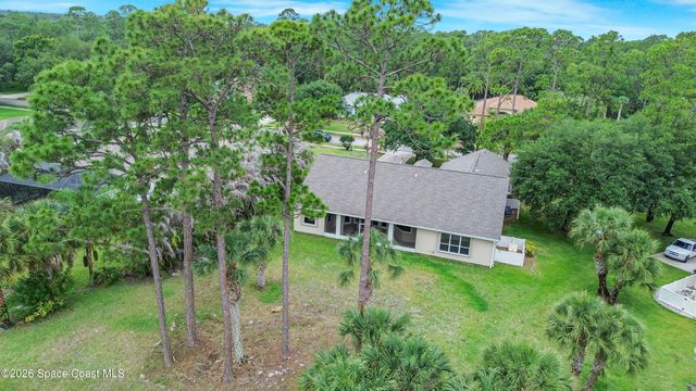 255 Brightwater Drive SE, Palm Bay, FL 32909