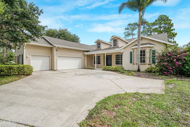 255 Brightwater Drive SE, Palm Bay, FL 32909