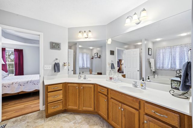 1931 Mural Ln, Murfreesboro, TN 37127