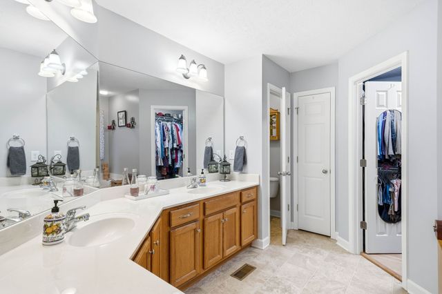 1931 Mural Ln, Murfreesboro, TN 37127