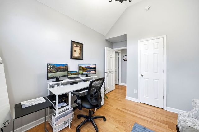 1931 Mural Ln, Murfreesboro, TN 37127