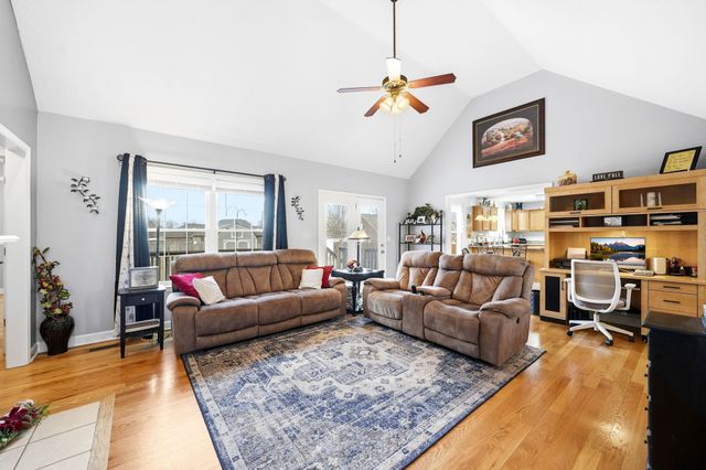 1931 Mural Ln, Murfreesboro, TN 37127