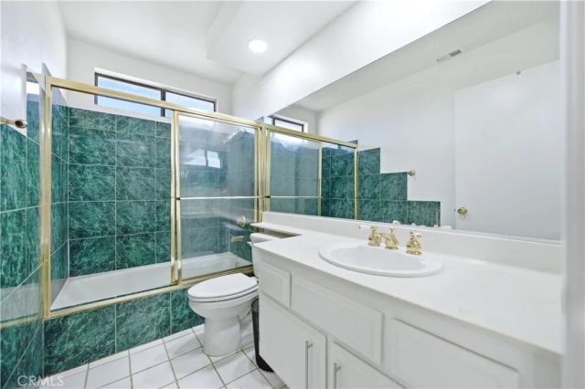 7127 Kempster Avenue, Fontana, CA 92336