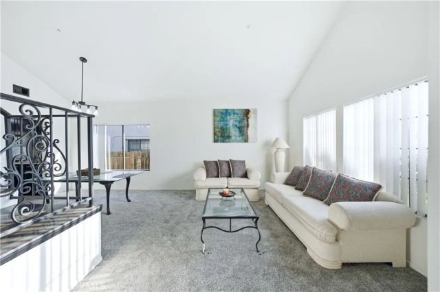 7127 Kempster Avenue, Fontana, CA 92336