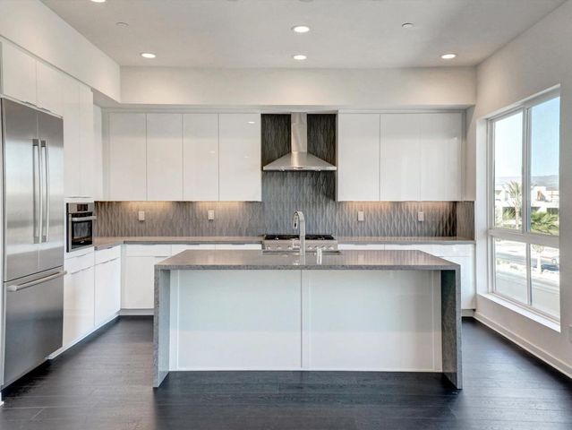 764 Obsidian Loop E, Palm Springs, CA 92264