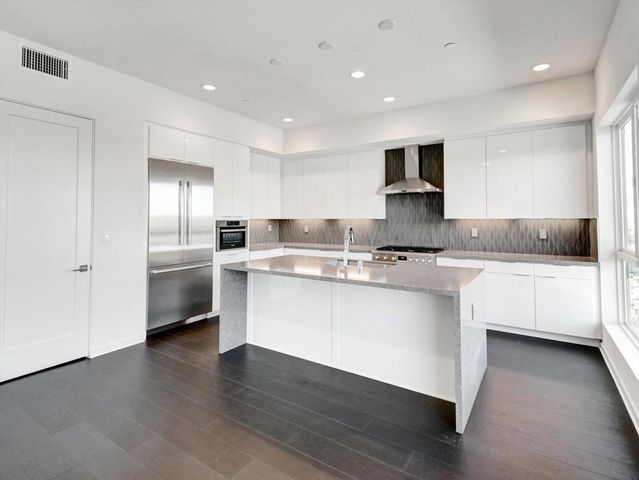 764 Obsidian Loop E, Palm Springs, CA 92264