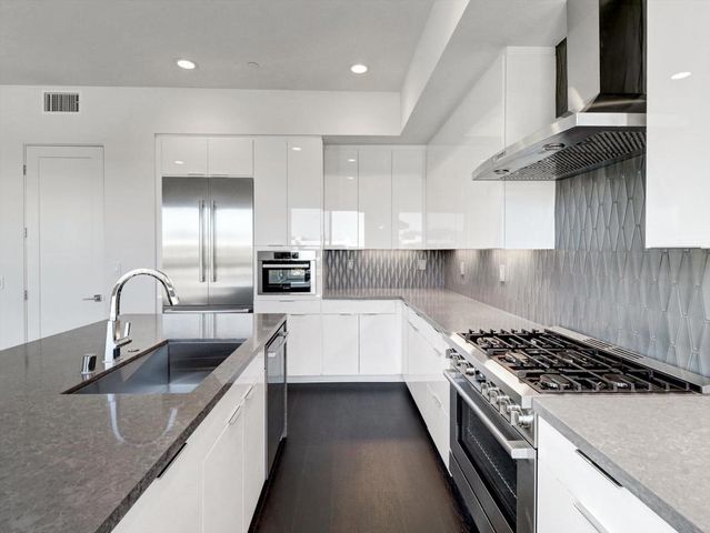 764 Obsidian Loop E, Palm Springs, CA 92264