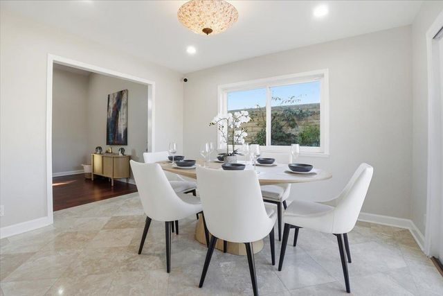 18874 Mount Cimarron Street, Fountain Valley, CA 92708