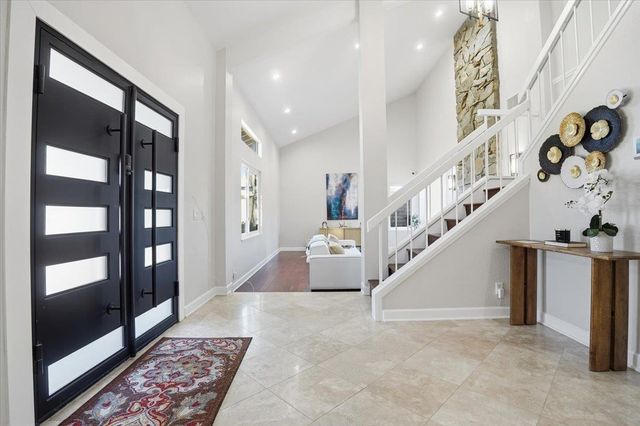 18874 Mount Cimarron Street, Fountain Valley, CA 92708